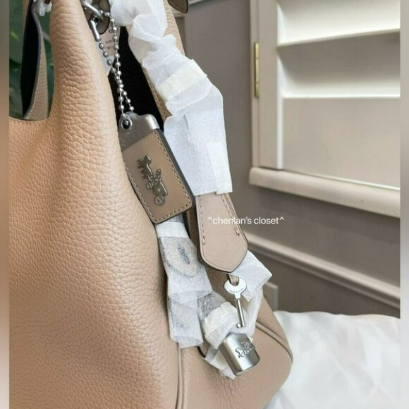 🌸NeW! Coach Cass Hobo - Picture 9 of 17